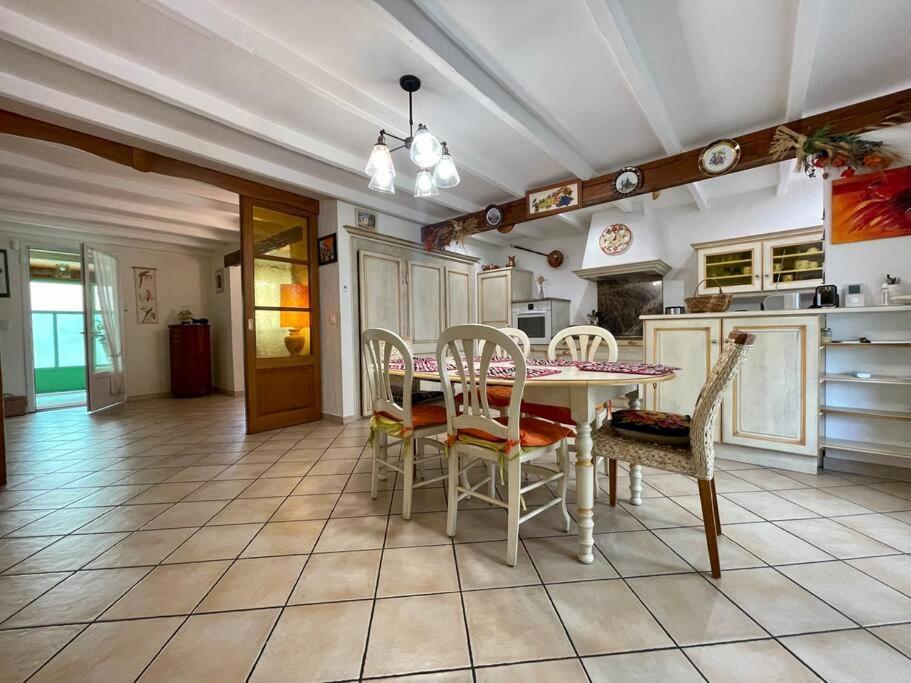 Villa Anatole - Parking Prive - 900M Cite Medievale Каркассонн Екстер'єр фото